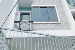 Ban gâp nha đep phô hoang quôc viêt câu giây dt 50m2 5 tâng gia nhinh 4 ty hiêm