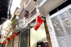 Bán nhà cổ điển 40m, ô tô ngủ cùng chủ, 5 tầng chỉ 3.15 tỷ