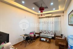 Hiếm nhà bán mặt ngõ gần phố nhà đẹp ở ngay 47m 7xtỷ lê đại hành quận hai bà