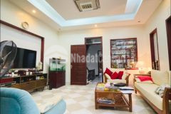 Bán nhà phân lô oto tránh, trần quốc hoàn cầu giấy, dt 65m2 4t giá 13.65 tỷ.