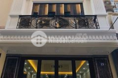 Nhà mới lạc long quân. gara. ô tô qua. kinh doanh đỉnh. thang máy xịn. 6 tầng. 9 tỷ