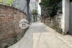 Bán 31m đất gần trung tâm thạch bàn.