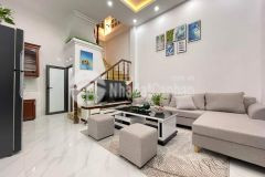 Bán nhà diện tích rộng 2 mặt thoáng 50 m ra phố ở ba đình