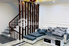 Em trai nhờ bán gấp, nhà 5 tầng mt 6.5m, giá nhỉnh 3 tỷ.