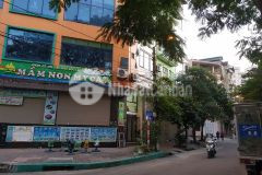 Bán toàn nhà 70m2 x 7 tầng, mt 5.4m, ô tô tránh, vỉa hè rộng kđt đền lừ.