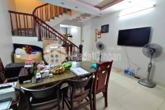 Cc bán nhà 43m2 ngõ thông thoáng 40m ra phố giang văn minh ba đình