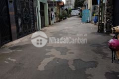 Nhà mới ở ngay p14, quận 10, 4 tầng, giá rẻ.