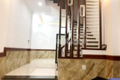 Nhà phố lạc long quân. diện tích 55m, 5 tầng. giá 6,85 tỷ.