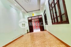 Bán nhà lô góc, 80m x3 tầng, oto, lê trọng tấn, hà nội, giá 9 tỷ