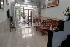 Xe hơi ngủ trong nhà, cầu xéo tân phú, giá sốc nhỉnh 6 tỷ