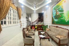 Bán gấp nhà quang trung p10 gò vấp 70m2 khu 4 tầng 5tỷ5.