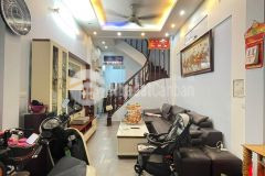 Bán gấp nhà quan nhân 41m2, 4 tầng, mt 3.8m, giá 3.7 tỷ thanh xuân, lh 0986519695.