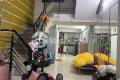 Bán nhà cmt8 quận 10, 3 tầng, 45m2, d10m, chỉ 6 tỷ, 0706076709