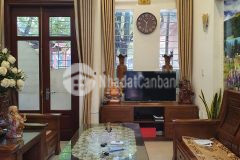 Bán nhà trần quốc hoàn, cầu giấy 49m2, 5 tầng, mt 4.3m, giá 10.78 tỷ ô tô vào nhà.