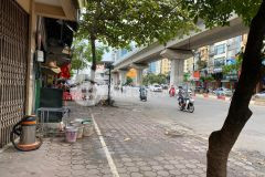 Mặt phố, kinh doanh sầm uất, vỉa hè rộng phố hào nam, đống đa. 0911554873.