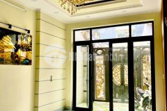 Nhà bán 6,7 tỷ btct 4 tầng 60m2 hẻm ôtô đường lã xuân oai quận 9