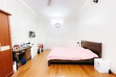 Mặt phố quán thánh ba đình dt42m2 x4t,3pn,giá 7,6tỷ ô tô đỗ cửa kinh doanh mọi mặt hàng