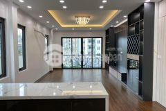 Bán nhà khương trung, 52m, 5t, ô chờ thang máy, ô tô đỗ cửa, nhỉnh 5 tỷ. lh 0975124520.
