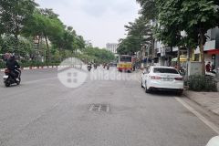 Bán nhà mặt phố xã đàn, quận đống đa 185m2, 2t, mt 12m, chỉ 120 ty.