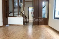 Bán gấp nhà gần hồ đầm tròn phố đội cấn dt 41m nhà mới 5t,mt 4m,giá 6.7tỷ