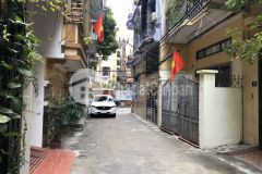 Bán nhà đường khương đình, nhà đẹp, 50m x 5 tầng thang máy, full nội thất, ô tô, gần phố