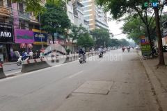 Cần bán nhanh 260m2 đất tây hồ, tặng nhà trên đất