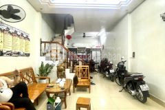 Bán nhà riêng phố quan nhân, 45m, 5 tầng, phân lô, ô tô tránh, nhỉnh 9 tỷ.lh 0975124520.