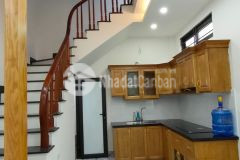 Bán nhà phạm văn đồng, sát phố, lô góc, gần oto, ngõ thông tứ tung. 45m2x5t giá 5.6 tỷ