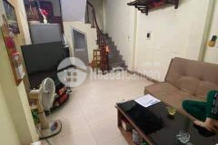 Cần bán nhà hàng xóm royal city 30m2 x 4 tầng 3 ngủ vài bước chân ra oto giá nhỉnh 2 tỷ