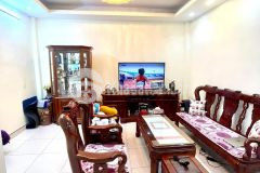 Bán nhà phạm văn đồng 45m2 quy hoạch hoàng quốc việt kéo dài 1 đoạn ra phố gần phố.