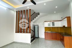 Hiếm nhỉnh 2 tỷ có nhà đẹp hn ở ngay, 5 tầng, thiết kế hiện đại, mt 4.9m, phương canh.