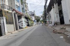 Ban nha măt tiên 840 hương lô 2, 4x18, đương nhưa 6m, dong tiên 12tr, chi 5 ty.