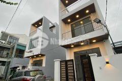 Bán căn nhà 3 tầng hoàn thiện kiệt ô tô trường chinh tp.huế
