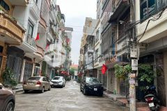 Bán nhà ngọc hồi phân lô ô tô vỉa hè 35m 5 tầng chỉ 4.25 tỷ.