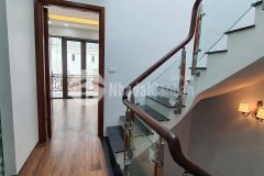 Bán nhà hà nội chính chủ bán nhà quá đẹp 70m2 x 5t, mặt tiền 5,2m. giá 8.2 tỷ.