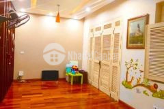 Hiếm nhà mặt phố nghĩa tân, kinh doanh,phân lô, ô tô tránh,vỉa hè đá bóng, 130m, mt7.5m.