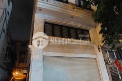 Tòa nhà mp nguyễn văn cừ, 7 tầng, thông sàn, kinh doanh đỉnh.