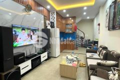 Bán nhà mỹ đình dân xây lô góc gần ô tô 33m2x5t nhỉnh 3 tỷ