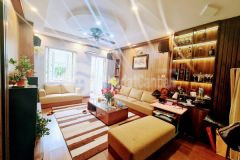 Nhà đẹp ngõ thông gara ôtô 7 chỗ full nội thất 61m2 5tầng 7.7 tỷ đền lừ