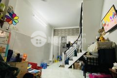 Cmt8 p4 tân bình 33m2 chỉ nhỉnh 4 tỷ hẻm ôtô vao bagac ra hoàng sa