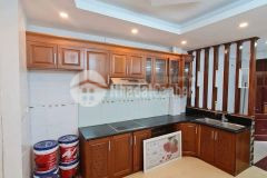 Bán nhà trích sài 5 tầng 42m2 ngõ ô tô sân vườn cực đẹp 90m ra hồ tây giá nhỉnh 5 tỷ