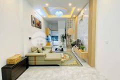 Bán nhà cự lộc 35m2, 5 tầng, gần royal city 3.8tỷ.