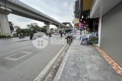 Bán nhà mặt đường nguyễn trãi, 61m2, vỉa hè, kinh doanh tốt, giá 8,7 tỷ 0988831196