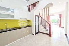 Bán nhà xuân thuỷ cầu giấy 48m 5t giá 4.2tỷ ngõ kinh doanh cực đỉnh ô tô đô