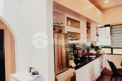 Nhà đê la thành đống đa lô góc 3 mặt thoáng nhỉnh 5 tỷ có ngay nhà đẹp.