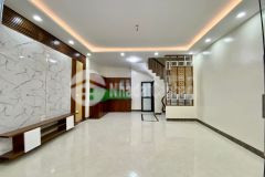 Bán nhà trương định hoàng mai 40m2 x 5t x 5 pn, nhỉnh 4 tỷ, gần ô tô.