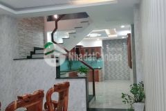 Cực gấp, lạc long quân, 3 tầng, chỉ 2.8 tỷ.