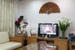 Bán nhà 4 tầng phố bồ đề, mt 4m, giá 3,6 tỷ.