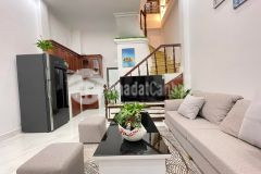 Bán gấp nhà khương trung 48m2 5 tầng, mt4.2, giá 4 tỷ lh em vân 0384365907