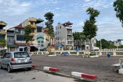 Hàng hiếm phú thị, đường nhựa ô tô tránh kinh doanh giá 2,58 tỷ, vị trí siêu đẹp.